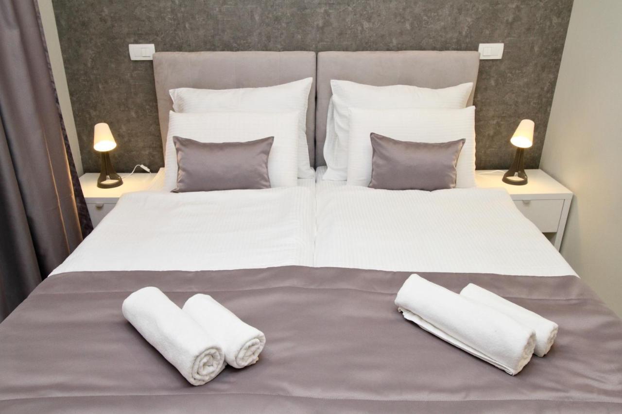 Platinum Rooms Butique Hotel SJJ Exterior photo